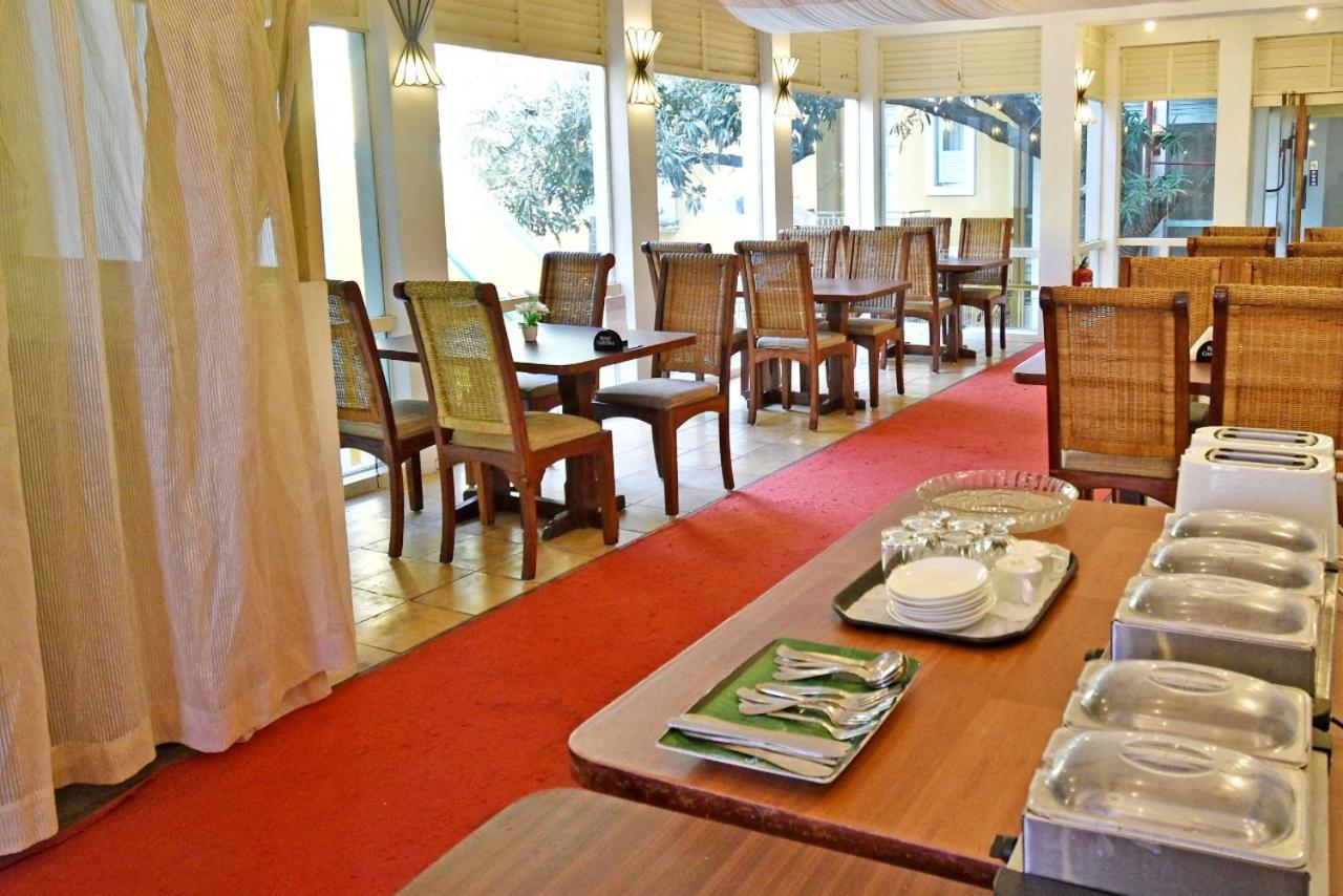 Hotel Villa Des Gouverneurs 蓬蒂切里 外观 照片